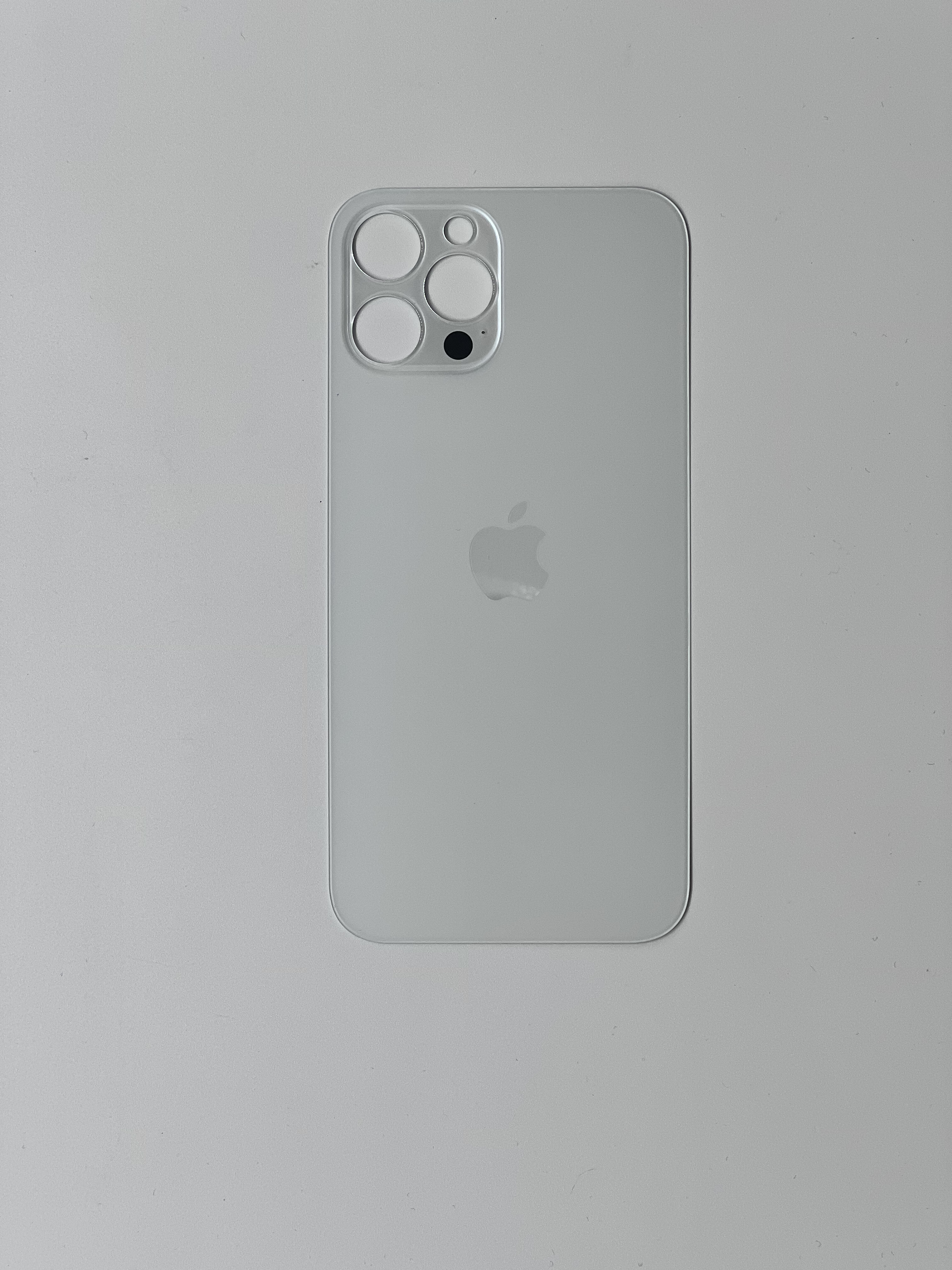 Задняя крышка Apple iPhone 12 Pro Max Белый с большим отверстием